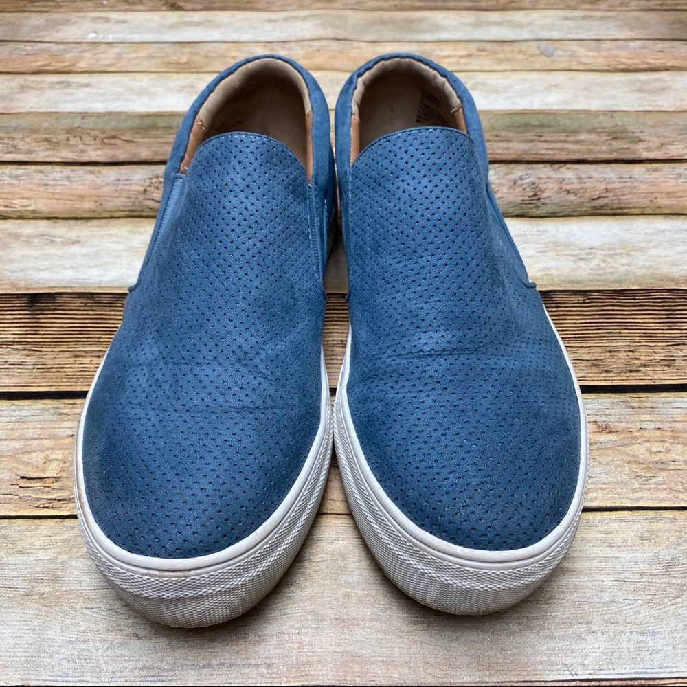 Steve Madden Giovana Perforated Slip-on Sneakers - Picture 4 of 8